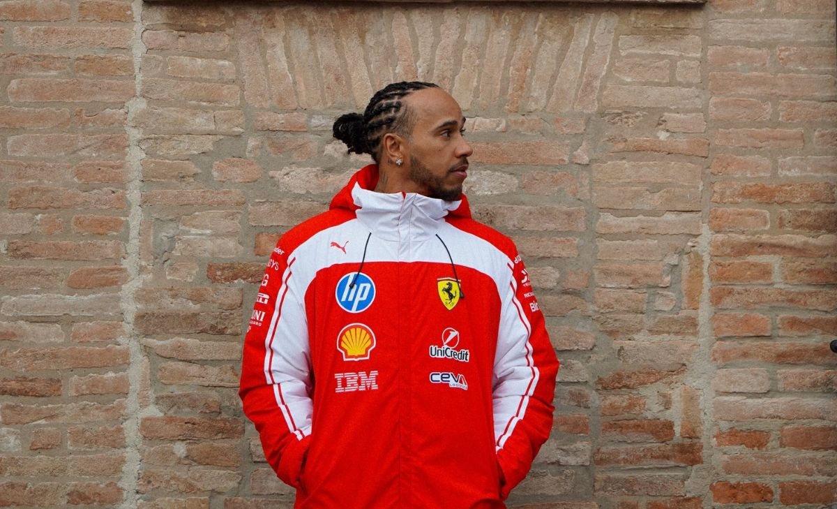  Hamilton debutta sulla SF26: entusiasmo, emozioni e missione Ferrari