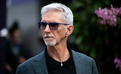  Hill provoca Max: «Basta parole, scegli cosa vuoi fare»