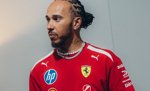  Il pacchetto di aggiornamenti è grande, il passo no: Hamilton lo dice senza dirlo