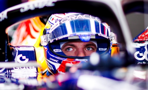  Irvine rompe il silenzio: «Max? Non se ne va, non gli conviene»