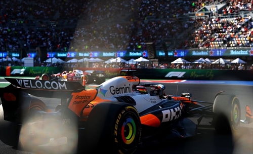  McLaren rallenta lo sviluppo: Stella spiega la strategia per il finale di stagione