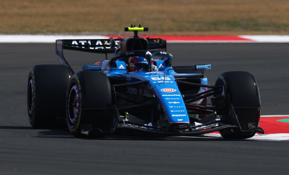 Sainz rassegnato: «Troppo indietro: questa è la realtà Williams»