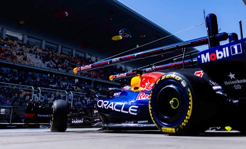  Wolff avverte: «È difficile per Max divertirsi». E la F1 trema -  Wolff avverte: «È difficile per Max divertirsi». E la F1 trema