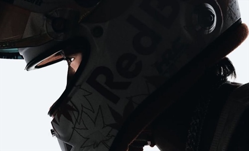 Tsunoda sorprende tutti: arriva il suo primo libro «Yuki» -  Yuki Tsunoda sorprende tutti: arriva il suo primo libro «Yuki»