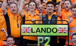 15 milioni non bastano più: McLaren al lavoro per blindare Lando Norris - 15 milioni non bastano più: McLaren al lavoro per blindare Lando Norris