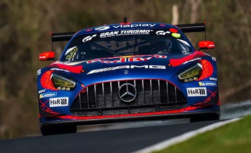 24 Ore Nurburgring - Verstappen terzo sotto il diluvio, oggi si assegna la pole - 24 Ore Nurburgring - Verstappen terzo sotto il diluvio, oggi si assegna la pole