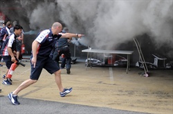 31 feriti per incendio box Williams - Gp Spagna - Incendio box Williams