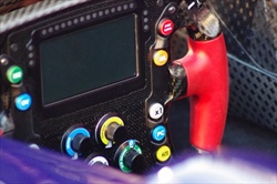 Tecnica: lo smart-volante delle nuove monoposto - I nuovi volanti con PCU-8D