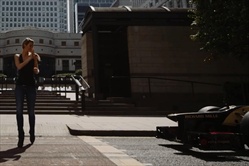 Formula1.it TV - La Lotus nel centro di Londra - La Lotus nelle strade di Londra