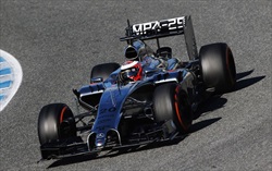 Penalità per Magnussen, Alonso settimo - Kevin Magnussen penalizzato
