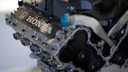 Il potente motore Honda! - Il potente motore Honda!