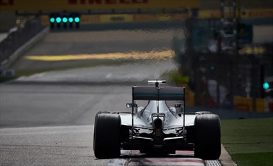Mercedes: il motore rotto come parti di ricambio - Mercedes: il motore rotto come parti di ricambio