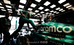 A scuola da Newey: l’assetto non risolve i problemi, li maschera - A scuola da Newey: l’assetto non risolve i problemi, li maschera