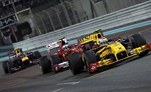 Abu Dhabi, come nel 2010. Fallimento Ferrari monito per Norris, ma anche per Verstappen - Abu Dhabi, come nel 2010. Fallimento Ferrari monito per Norris, ma anche per Verstappen