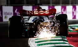 Aggiornamenti importanti per Mercedes in Australia. Finalmente pronta la nuova ala posteriore - Aggiornamenti importanti per Mercedes in Australia. Finalmente pronta la nuova ala posteriore.