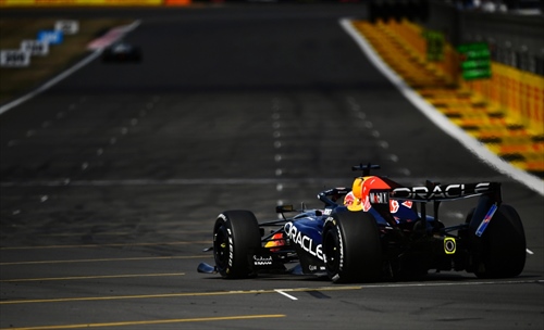 Ala macarena: la rotazione inversa costa cara a Red Bull?