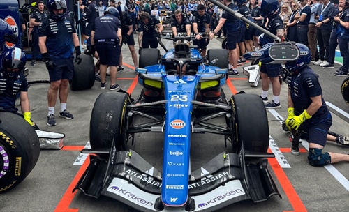 Albon amaro: «Il piano c’è, ma questa pista non perdona» - Albon amaro: «Il piano c’è, ma questa pista non perdona»