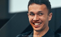 Albon ricorda l'approdo in F1: Io tra i piloti più impreparati di sempre - Albon ricorda l'approdo in F1: Io tra i piloti più impreparati di sempre