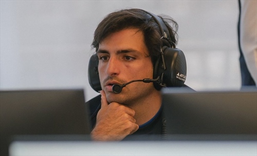 Albon spinge in avanti la Williams, ma Sainz è in difficoltà: «Sono più veloce di così» - Albon spinge in avanti la Williams, ma Sainz è in difficoltà: «Sono più veloce di così»