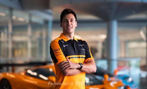 Alex Lynn sceglie McLaren: nuova arma per il programma Hypercar - Alex Lynn sceglie McLaren: nuova arma per il programma Hypercar