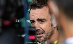 Alonso: ipotesi ritiro da non scartare, ma due top team lo vogliono - Alonso: a breve con Mercedes o Red Bull?