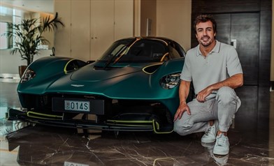 Alonso, che sfortuna: la sua Valkyrie si rompe dopo poche ore la consegna. I dettagli 