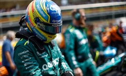 Alonso esplode nel post gara: «Stiamo sbagliando. Facciamo qualcosa che non dovremmo fare»