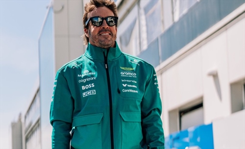Alonso in modalità guida: unità, feedback e un weekend da ottimizzare