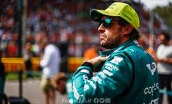 Alonso: «Max e Lewis sono stati solo fortunati, non hanno fatto nulla per diventare campioni»