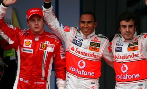 Alonso sentenzia: «La lotta di quest'anno? Non paragonatela a quella del 2007» - Alonso sentenzia: «La lotta di quest'anno? Non paragonatela a quella del 2007»