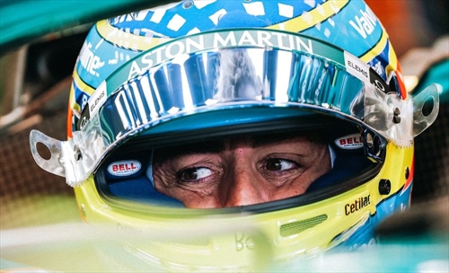 Alonso oltre le aspettative: «Pensavamo di fermarci in Q1» - Alonso sorprende a Baku: «Pensavamo di fermarci in Q1»