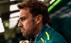 Alonso: «Sorpreso dai tempi alti ma rimango tranquillo. Dobbiamo trovare prestazione»