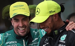 Alonso stuzzica Hamilton: «La Ferrari non era il suo sogno»