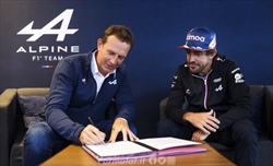 Alonso: «Teoria del complotto triste e fastidiosa. Lascio un team che ho nel cuore» - Alonso: «Teoria del complotto triste e fastidiosa. Lascio un team che ho nel cuore»