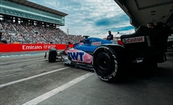 Alpine, il fondo portato a Singapore ha dato il doppio dei benefici. Ad Austin un ulteriore upgrade - Alpine, il fondo portato a Singapore ha dato il doppio dei benefici. Ad Austin un ulteriore upgrade