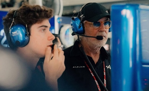 Alpine, il «metodo Briatore» è imbarazzante: una pagliacciata infinita  - Alpine, il «metodo Briatore» è imbarazzante: una pagliacciata infinita 