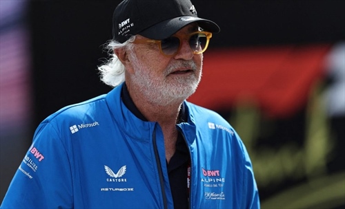 Alpine, il piano di Briatore: motore Mercedes e stabilità per tornare al vertice