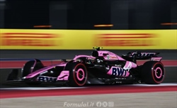 Alpine, sviluppi promettenti: l'assurda differenza tra Gasly e Ocon è tutta nell'ala anteriore