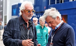 Alpine tra Schumi Jr e Doohan: il test al Paul Ricard sarà decisivo. E Sainz osserva... - Alpine tra Schumi Jr e Doohan: il test al Paul Ricard sarà decisivo. E Sainz osserva...