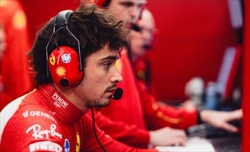 Ambiente deluso a Maranello, Leclerc commenta il 'sorpasso' subito dalla McLaren - Ambiente deluso a Maranello, Leclerc commenta il 'sorpasso' subito dalla McLaren