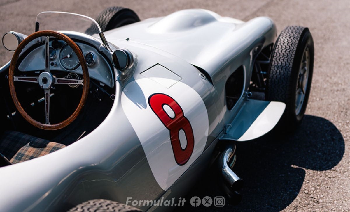 Anche la Mercedes si tinge d''arancio: la nuova livrea per Silverstone