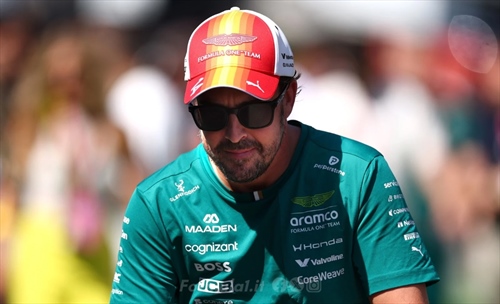 Ancora problemi per Alonso: a Barcellona partirà dalla pitlane