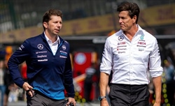 Antonelli in Williams e Sainz in Mercedes nel 2025? L'indiscrezione - Antonelli in Williams e Sainz in Mercedes nel 2025? L'indiscrezione