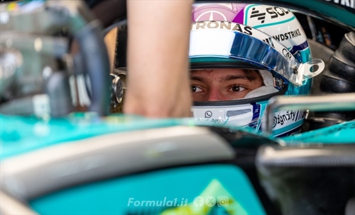 Antonelli partirà terzo a Sepang: caro un errore in Q2