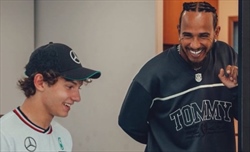 Antonelli, un sogno che diventa realtà: «Non ho ancora realizzato. Obbiettivo? Vincere» - Antonelli, un sogno che diventa realtà: «Non ho ancora realizzato. Obbiettivo? Vincere»