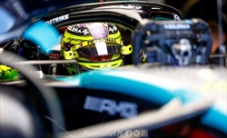 Aria pesante in Mercedes. Hamilton non si fida più, Wolff rattoppa come può - Aria pesante in Mercedes. Hamilton non si fida più, Wolff rattoppa come può