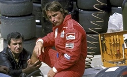 Arnoux: «Senna un fenomeno, ma aveva un debolezza. Ferrari? Ottimi rapporti anche dopo l'addio» - Arnoux