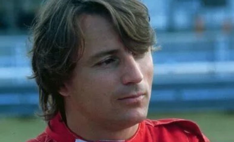 Arnoux commenta la stagione della Ferrari: «Leclerc sfortunato, Sainz altalenante»