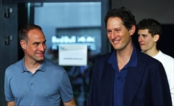 Asse Ferrari - Red Bull? Elkann paparazzato con Mintzlaff a Jeddah