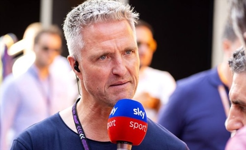 Aston Martin contro Sky DE: «Serve più equilibrio nei giudizi», e blocca Schumacher